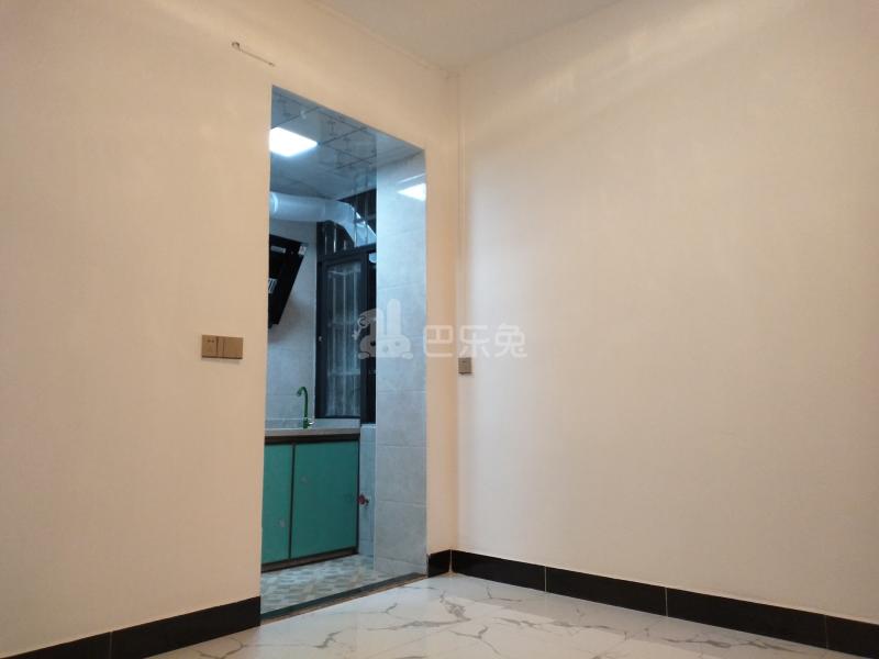 广园东路西坑直街35-15696902客厅图4