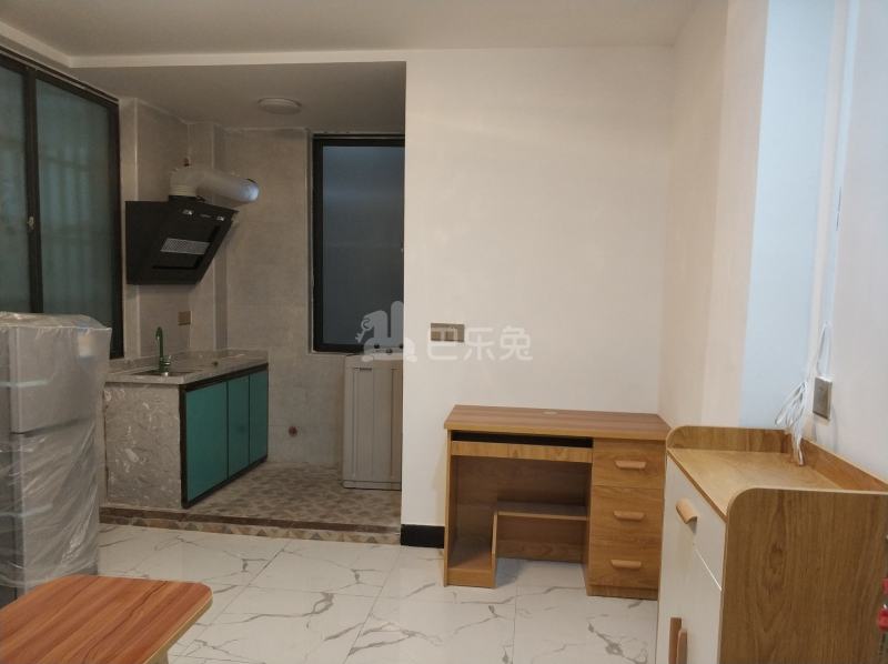 广园东路西坑直街35-15696905客厅图1