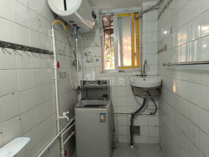 科苑西住宅小区5697619卫生间图14