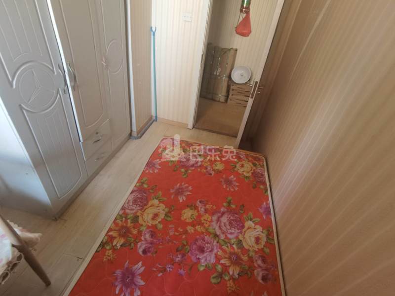 和谐嘉园东苑5706676卧室图3