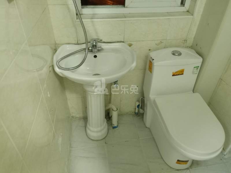 金海华城永华苑570548卫生间图6