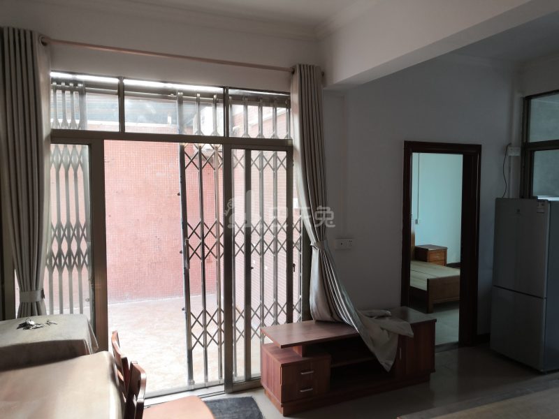 长湴新村5709159客厅图12