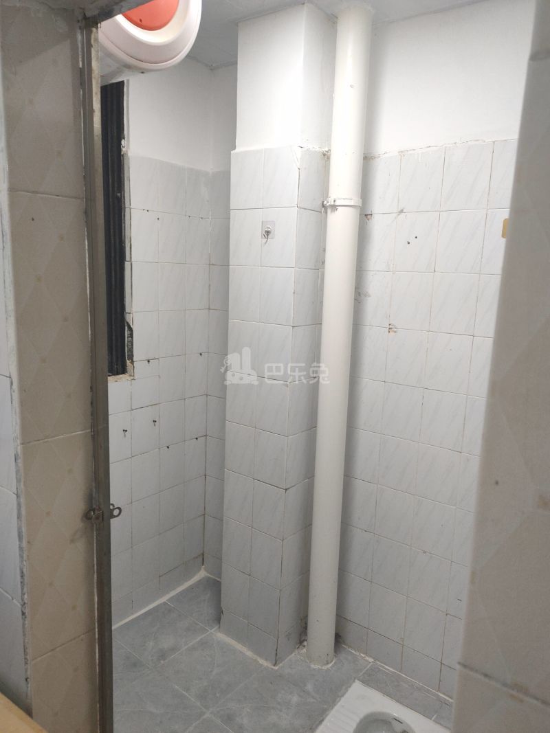 三元里沙涌北四巷17号5711805卫生间图8