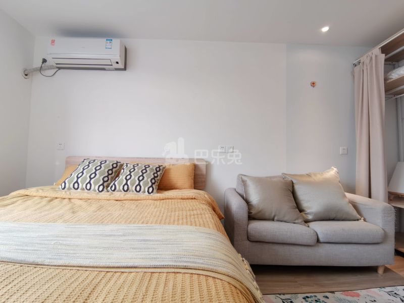 冠寓（白云机场路店）5717263卧室图4