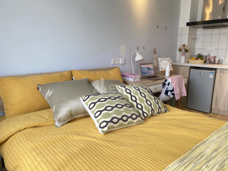 冠寓（白云机场路店）5717263卧室图3