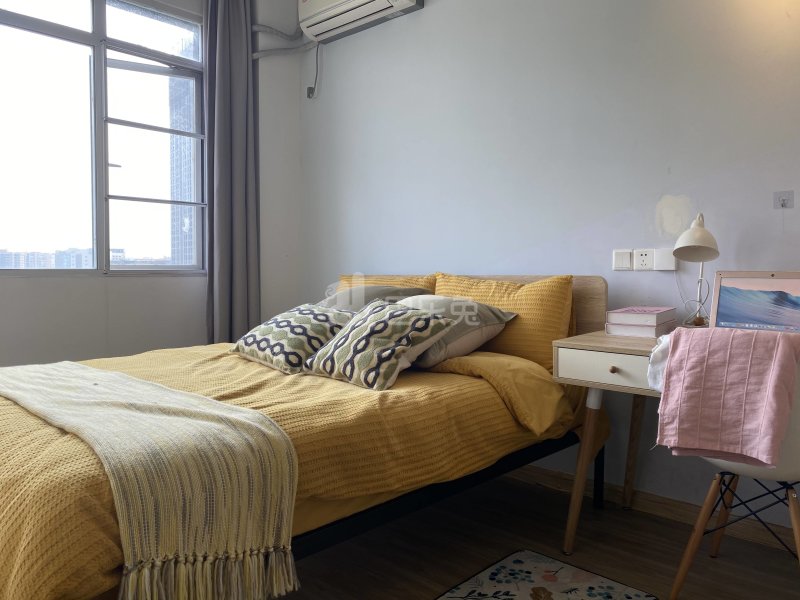 冠寓（白云机场路店）5717263卧室图1