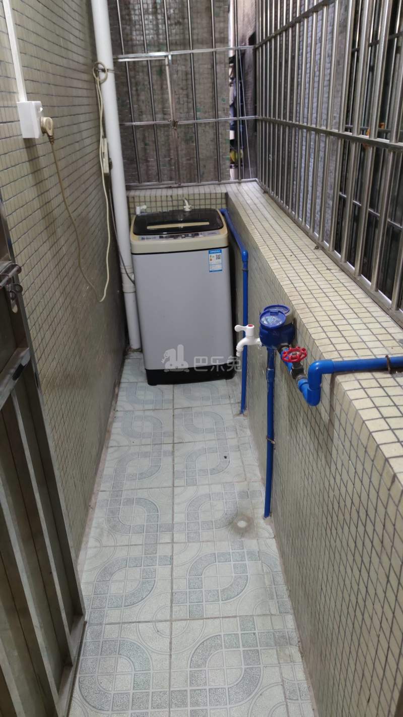 江夏村四约大街七巷6号5727843卧室窗户图10