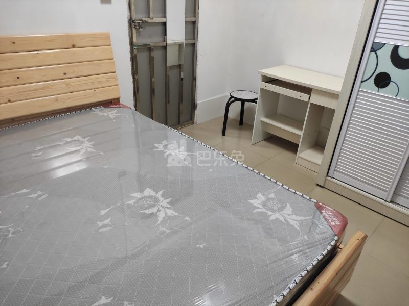 江夏村四约大街七巷6号5727851卧室图2