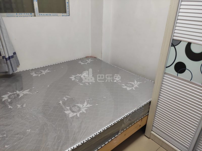 江夏村四约大街七巷6号5727851卧室图0