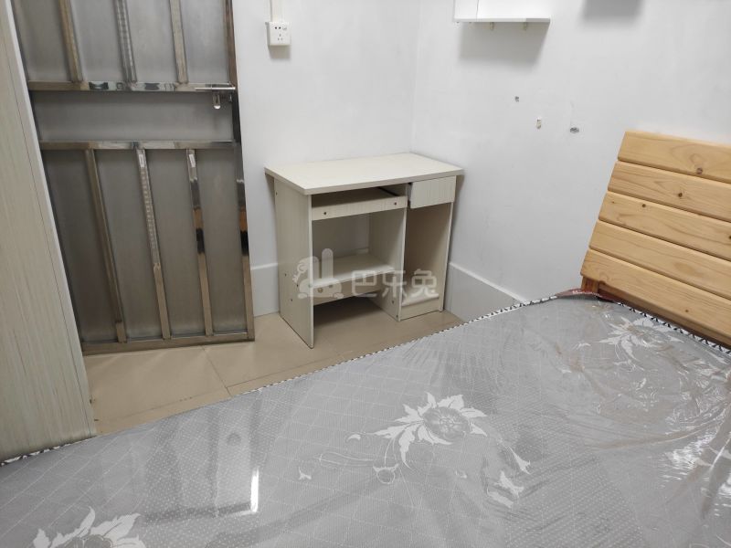 江夏村四约大街七巷6号5727851卧室图7