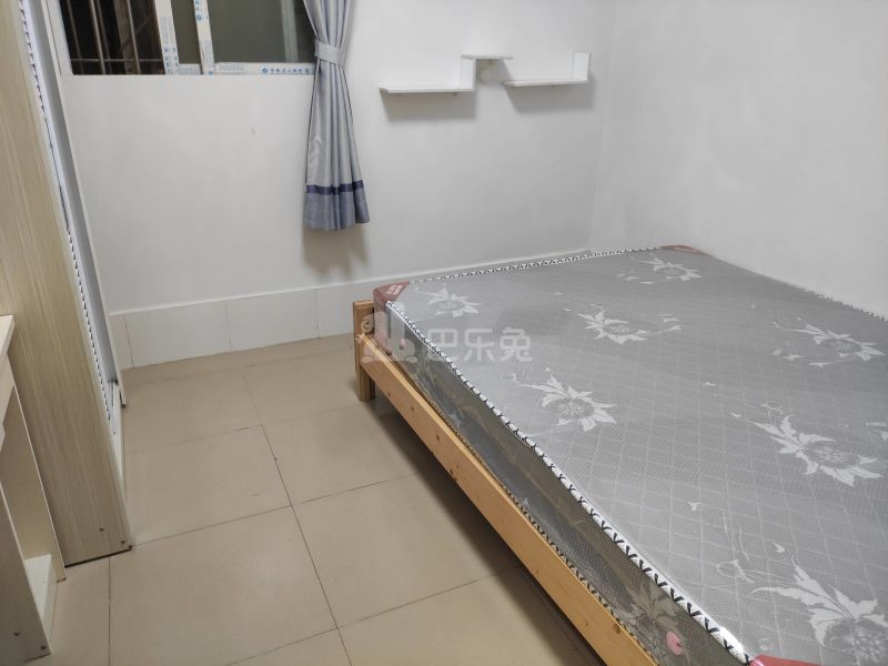 江夏村四约大街七巷6号5727851卧室图1