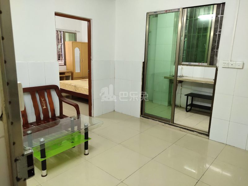 龙洞东街荔园巷12号5740498客厅图3