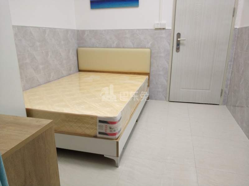 龙洞东园新村十巷1号5756714卧室图2