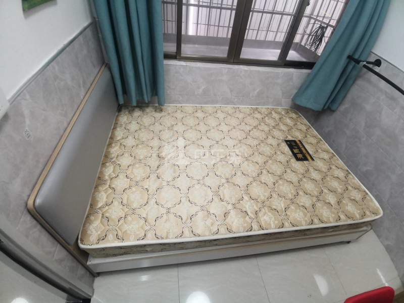 龙洞东园新村十巷2号5756728卧室图1