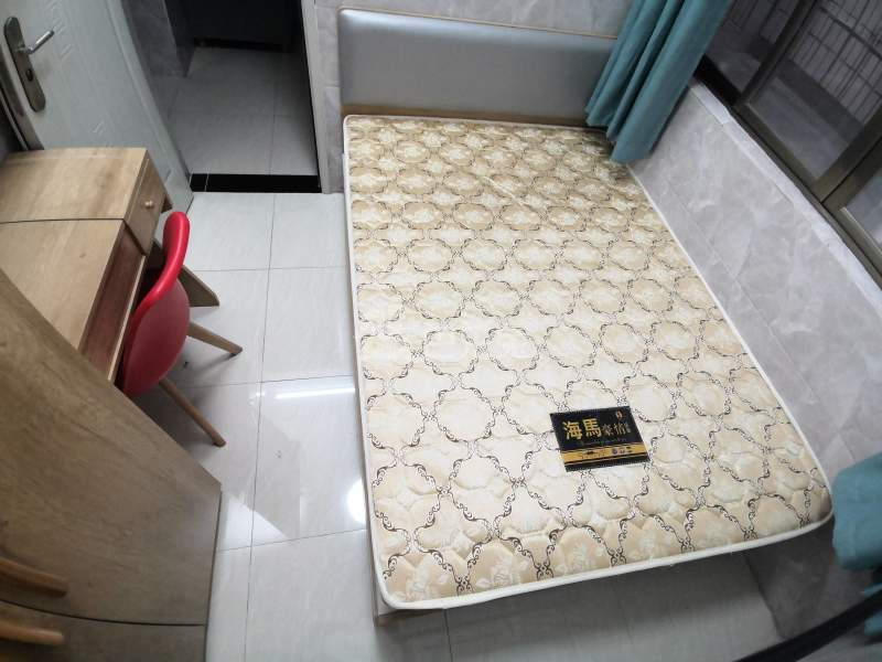 龙洞东园新村十巷2号5756728卧室图0