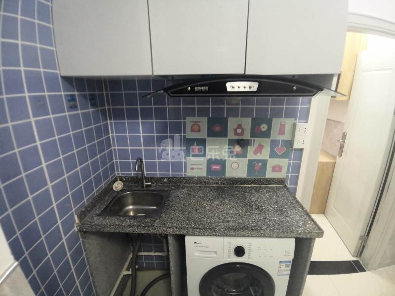 龙洞东园新村十巷2号5756728厨房图3