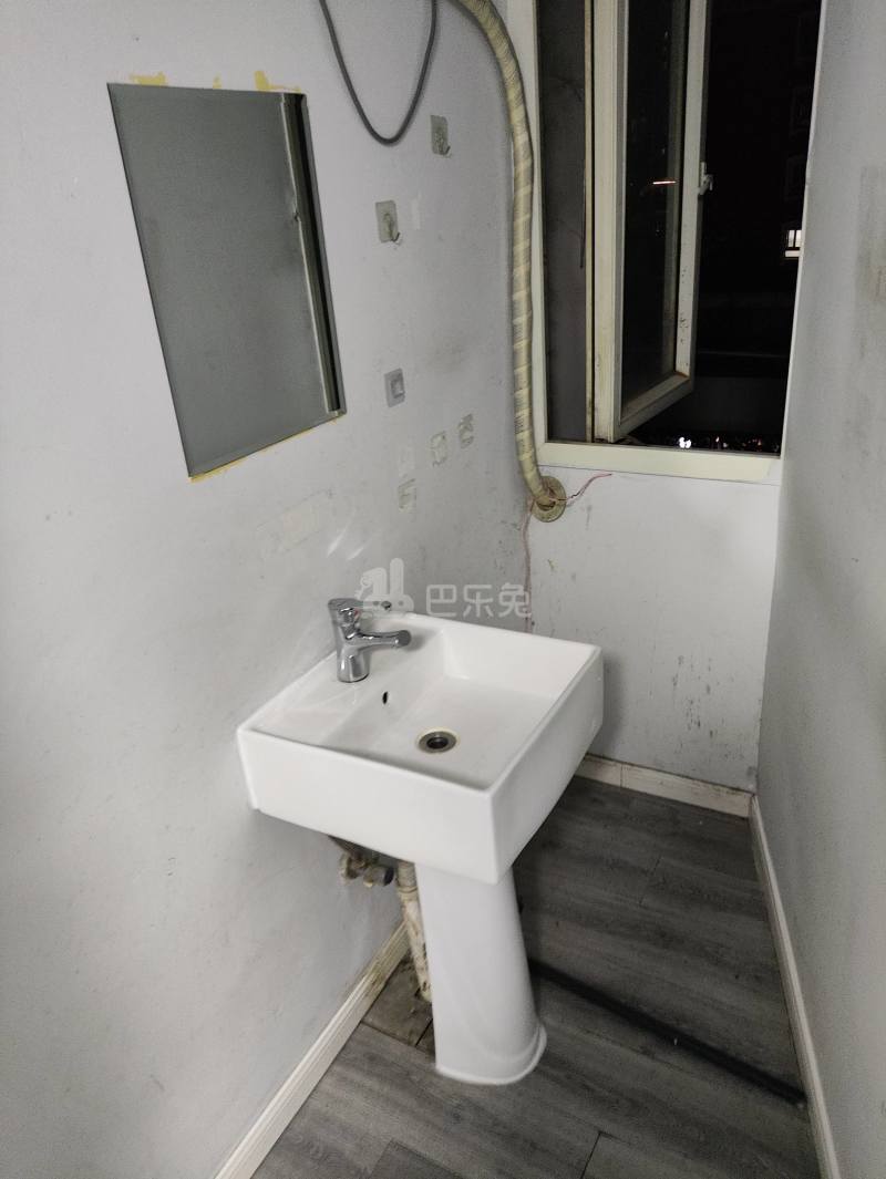 海高苑5786676卧室图0