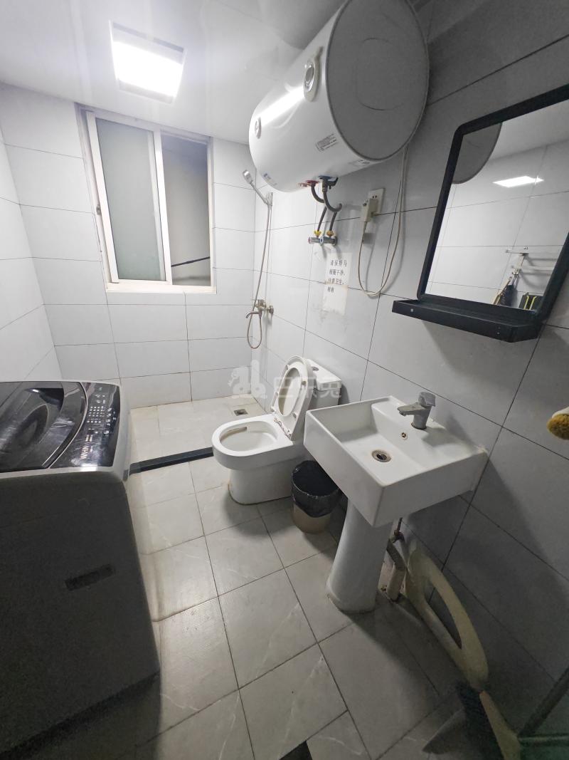 海高苑5786679卫生间图4