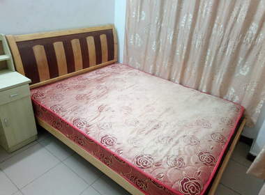 棠下西街四巷17号 1室1厅1卫