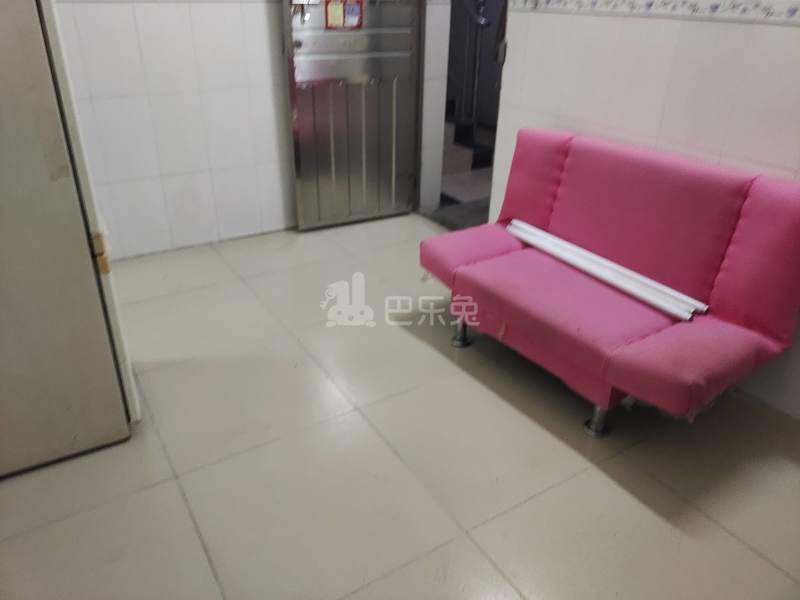 大石东联村朝东坊三巷5号5794546客厅图9