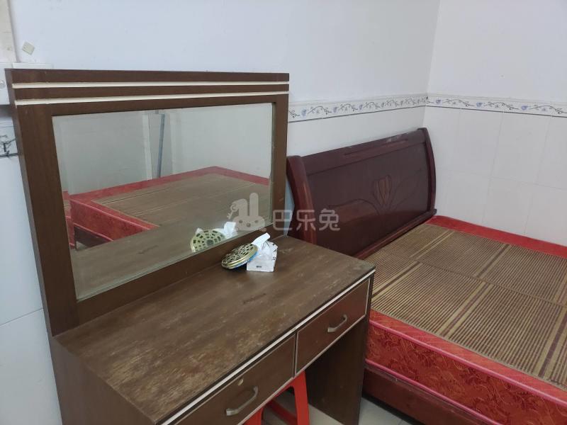 大石东联村朝东坊三巷5号5794546卧室图6