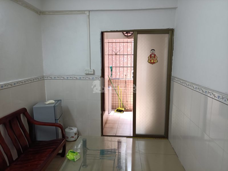 大石东联村朝东坊三巷5号5794549客厅图3