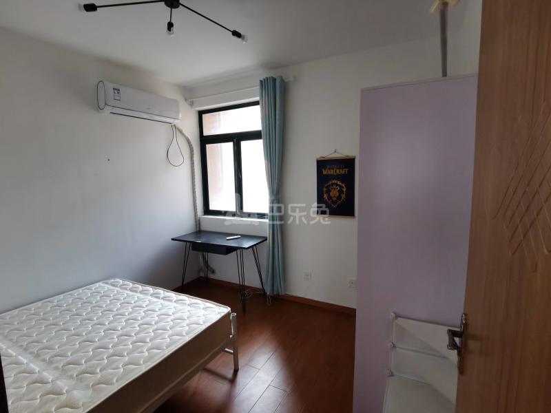 浦发绿城浦三路2801弄5810046卧室图5