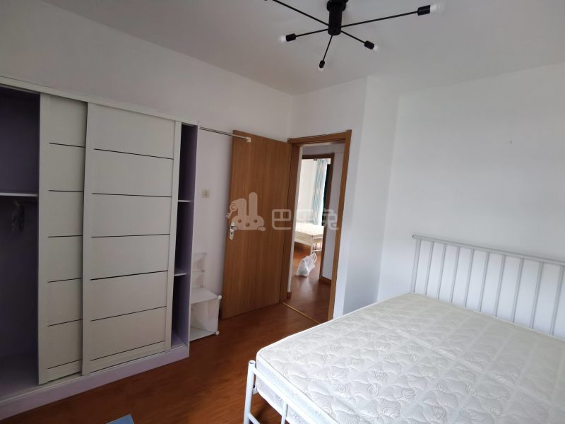 浦发绿城浦三路2801弄5810046卧室图0