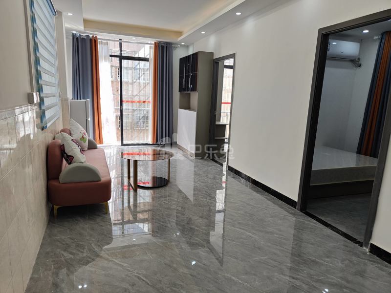 大涌路275号之135817832客厅图8