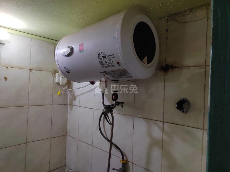 棠溪南天十巷13号5822897卫生间图7