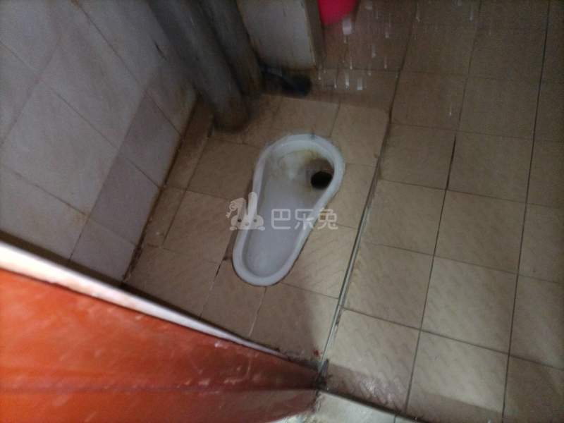 棠溪南天十巷13号5822903卫生间图6