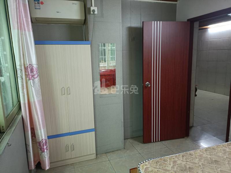 棠溪南天十巷13号5822909卧室图4