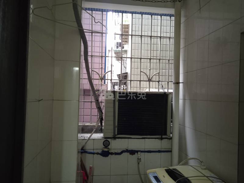 黄村东明里六巷2号5823918卧室窗户图20
