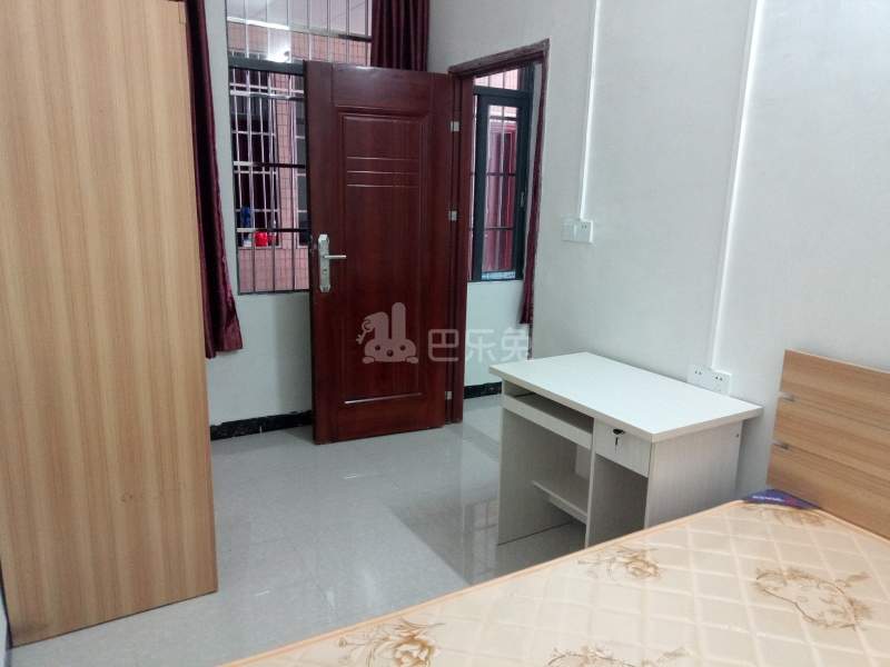 同新路5号5832301卧室图1