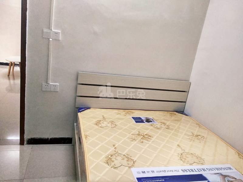 同新路5号5832305卧室图2