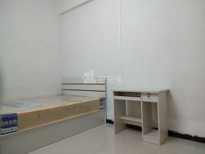 同新路5号5832306卧室图2