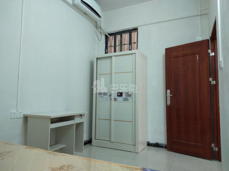 同新路5号5832306卧室图3