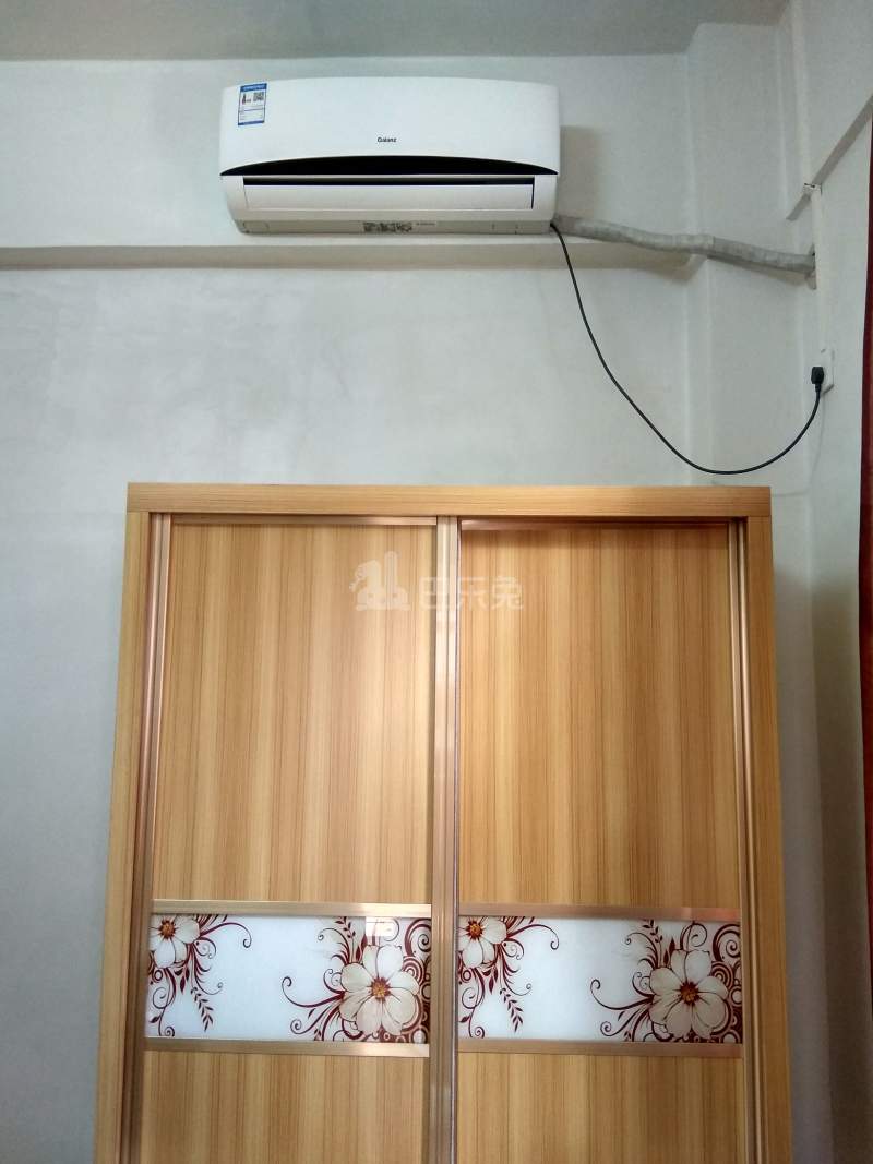 同新路5号5832311卧室图2