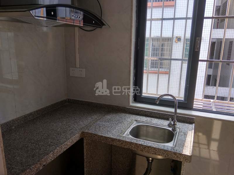 同新路5号5832311厨房图7