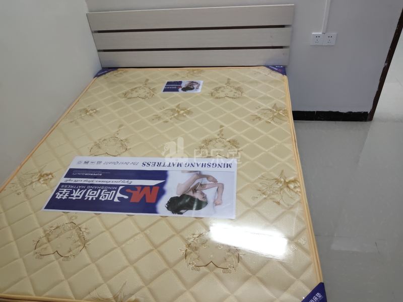 同新路5号5832316卧室图2