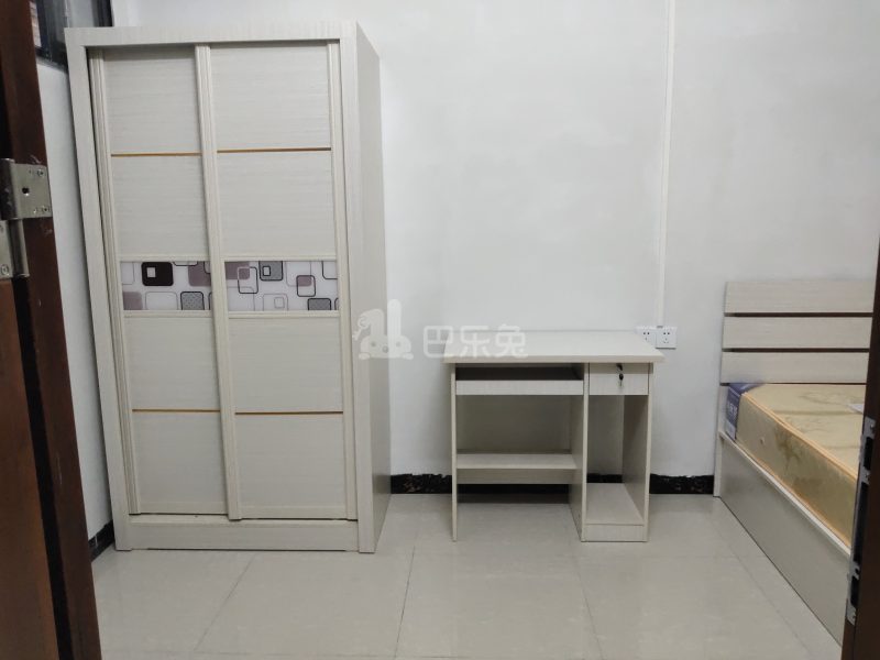 同新路5号5832316卧室图4