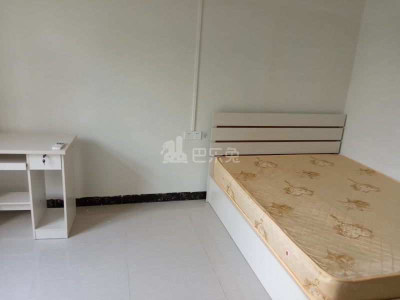 同新路5号5832318卧室图0