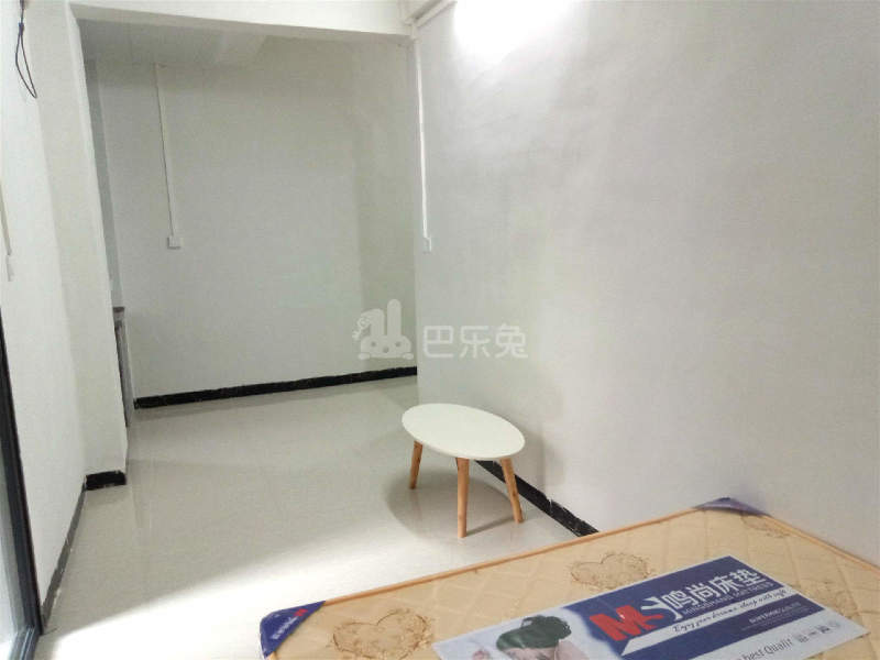 同新路5号5832319卧室图1