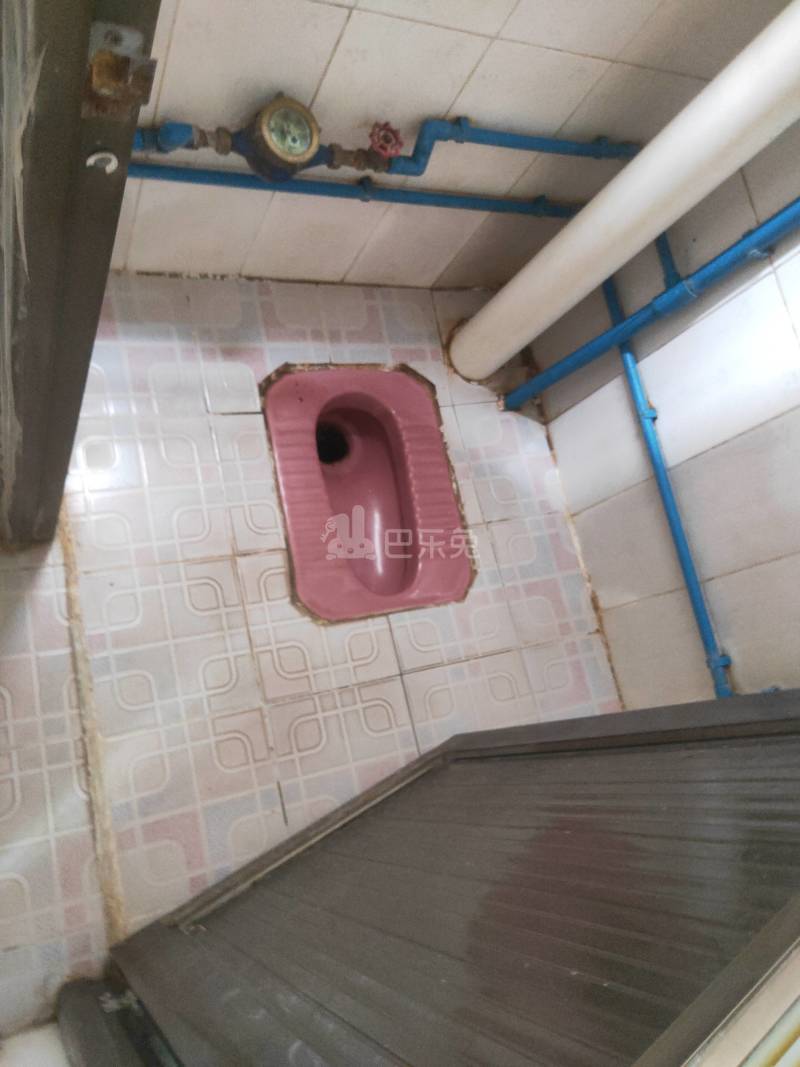 长湴西街九巷3号5833551卫生间图9