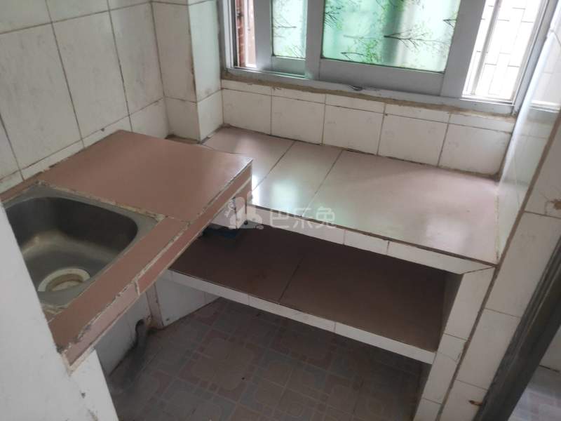 长湴西街九巷3号5833551厨房图8