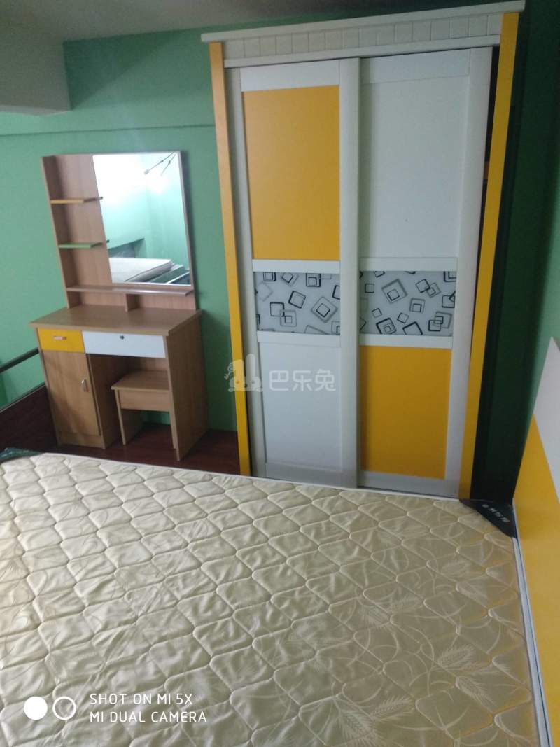 大山村卢地坊大街8号5837001卧室图1