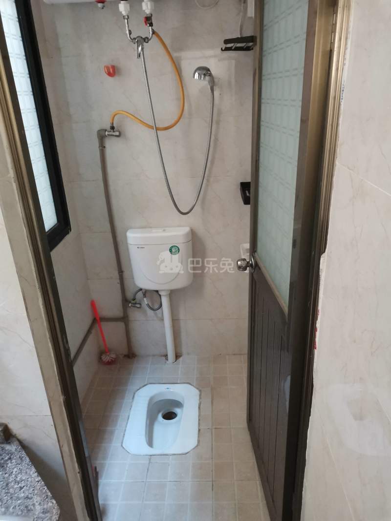 大山村沙涌坊南大街四巷8号之二5840889卫生间图6