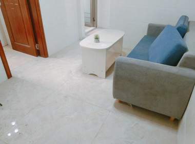 嘉禾望岗联边彭西仁和二巷9号 1室1厅1卫