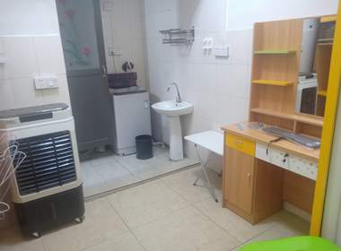 阳光家园（东圃世德街横巷1号） 1室0厅1卫