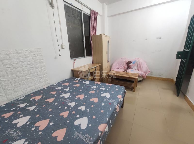 江夏荷木岭二巷1号5868549卧室图2